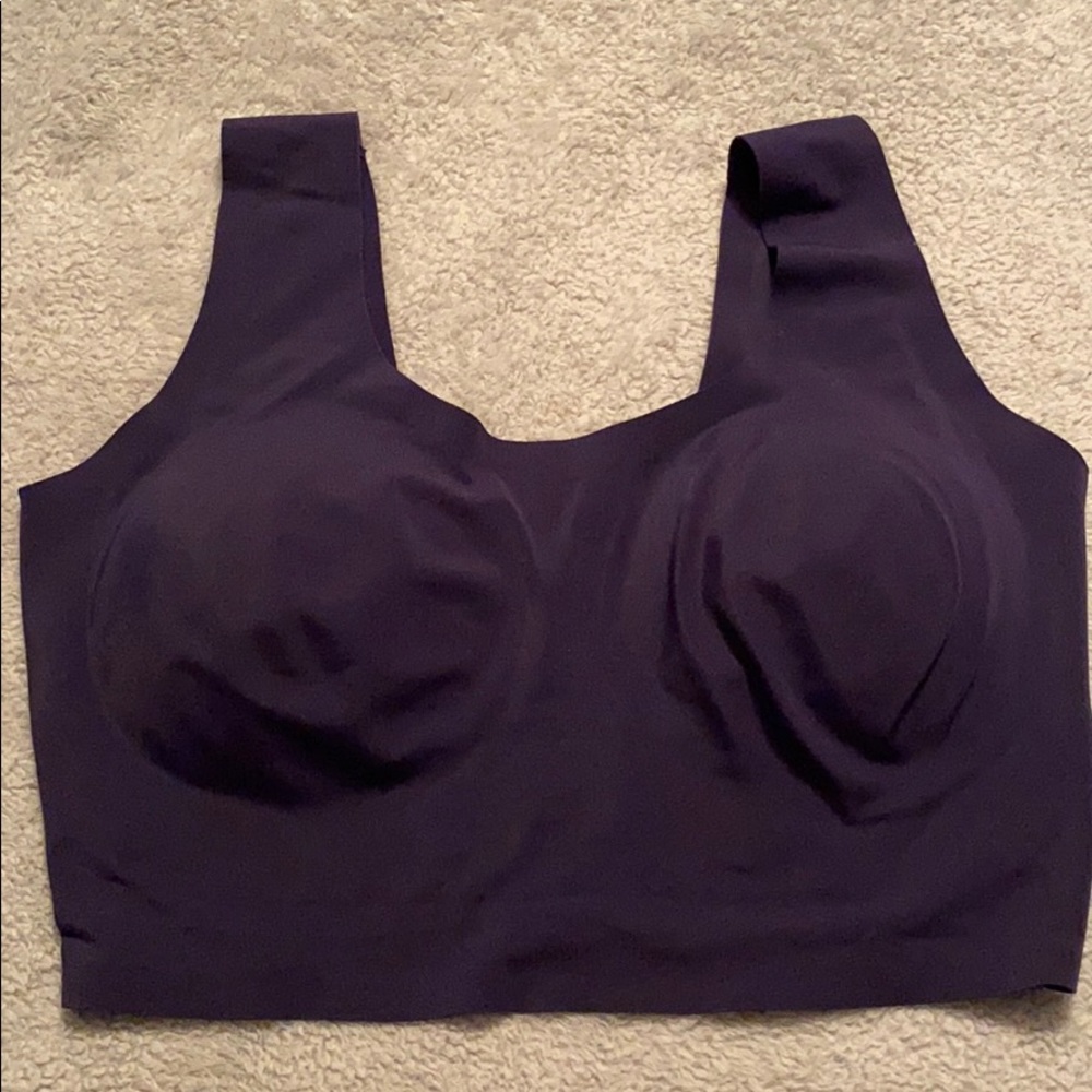 True & Co. body lift scoop neck